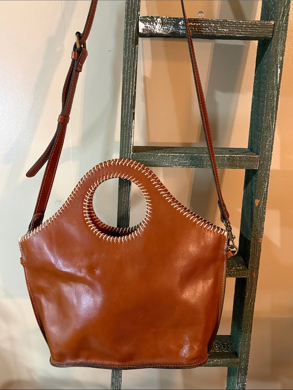 Patricia Nash Tooled Leather Circular-Handle Shoulder Bag in Cognac Brown - Picture 2 of 4